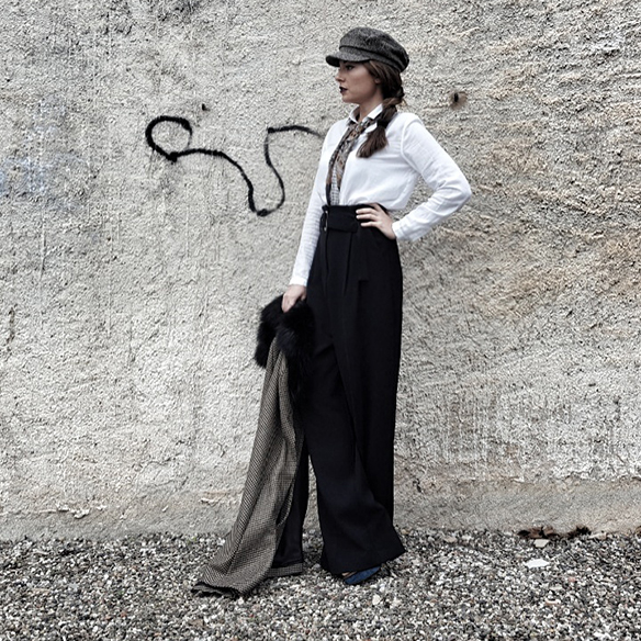 15-colgadas-de-una-percha-alicia-alvarez-garcon-garconne-capa-cape-vintage-palazzo-pants-boina-beret-tweed-1