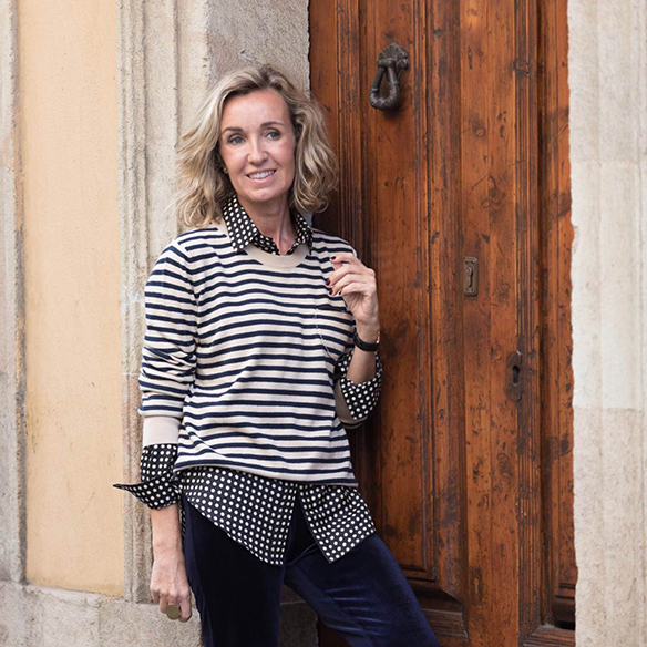 15-colgadas-de-una-percha-maica-jau-lunares-polka-dots-velvet-terciopelo-rayas-stripes-5