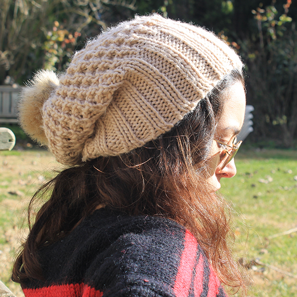 15-colgadas-de-una-percha-blanche-gorro-beanie-jeans-jersey-rojo-negro-red-black-jumper-2