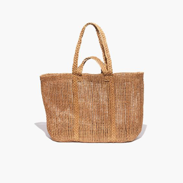 15-colgadas-de-una-percha-march-mood-board-inspiration-inspiracion-marzo-inspo-15